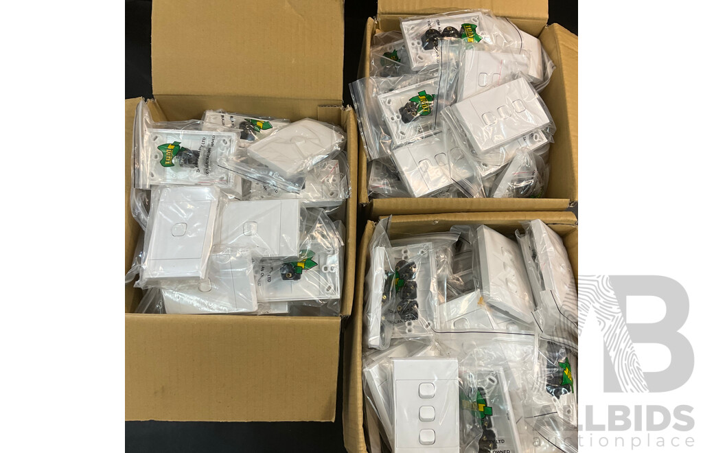 TDM Light Vertical Switches - 1/3 Gang - Lot of 150