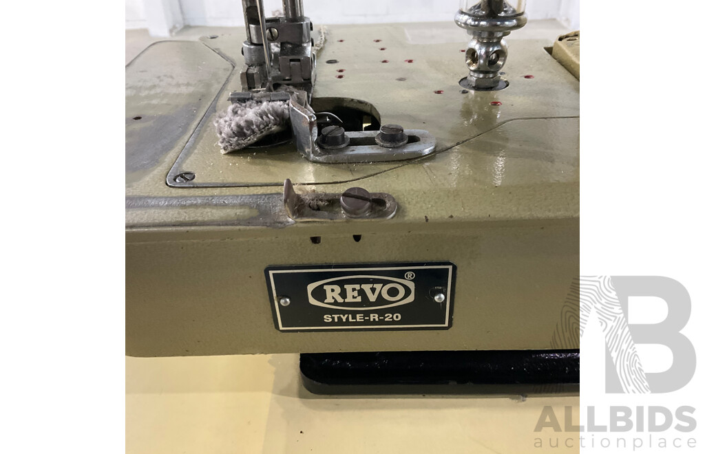 REVO STYLE-R-20 Carpet Overlocker