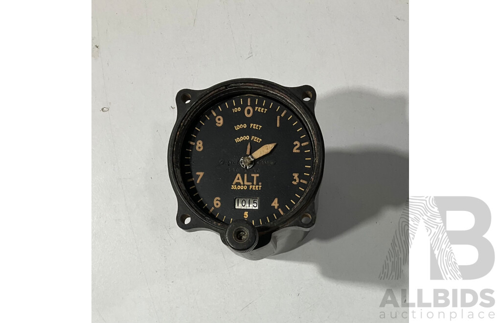Vintage Aviation Altitude Meter and Defence Force Drectional Indicator