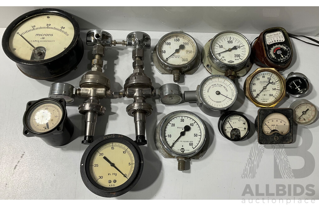 Collection of Vintage Pressure Gauges - Lot of 14