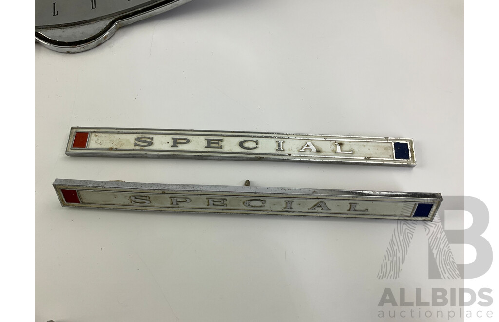 Original Holden HR Horn Button and Body Badges, Special and Holden