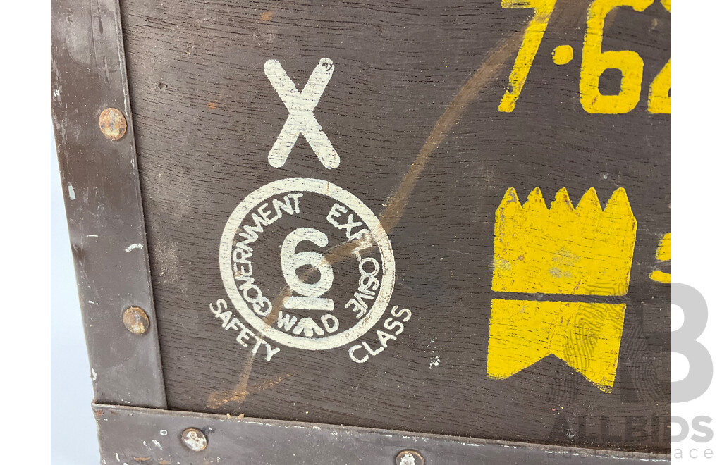 Vintage Government Explosive 7.62 Caliber, 350 Rounds Timber Ammunition Box