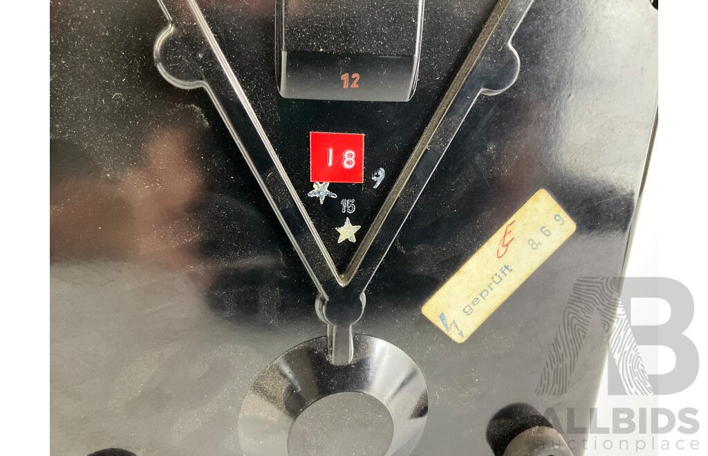 Vintage Siemens Technitions Volt Meter, 3 Volt - 45 Millivolt with Felt Lined Case, Made in Germany