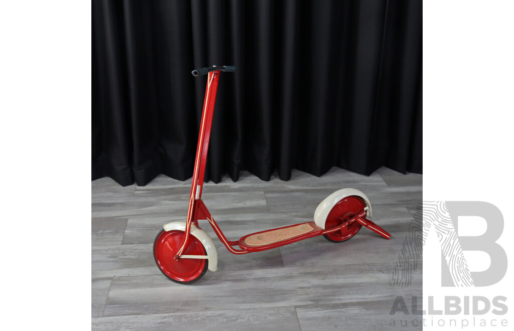 Vintage Cyclops Scooter