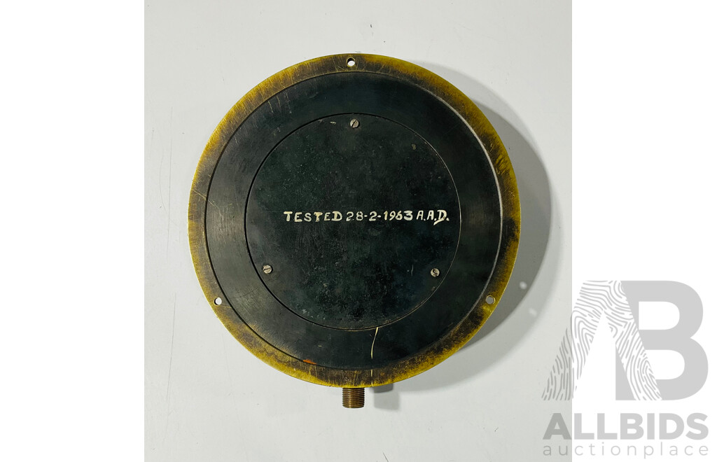 Antique Brass Body Russell & Russell Vacuum/Pressure Gauge