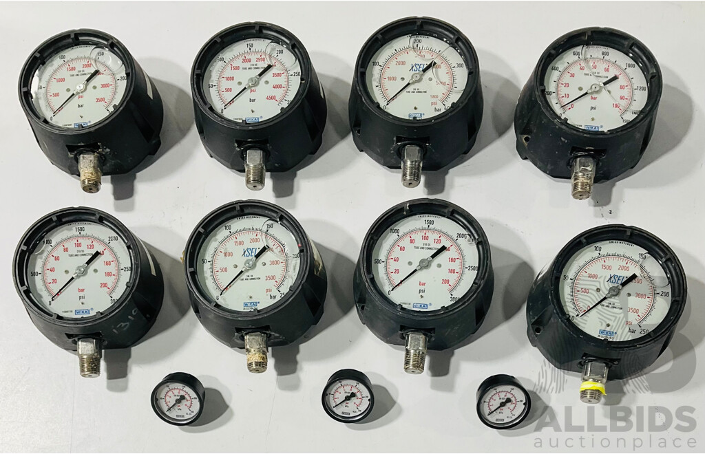 Eight Large Wika Xsel Liquid Filled Tube and Connection Pressure Gauges, PSI and Bar, Swiss Movement with Three Smaller Examples