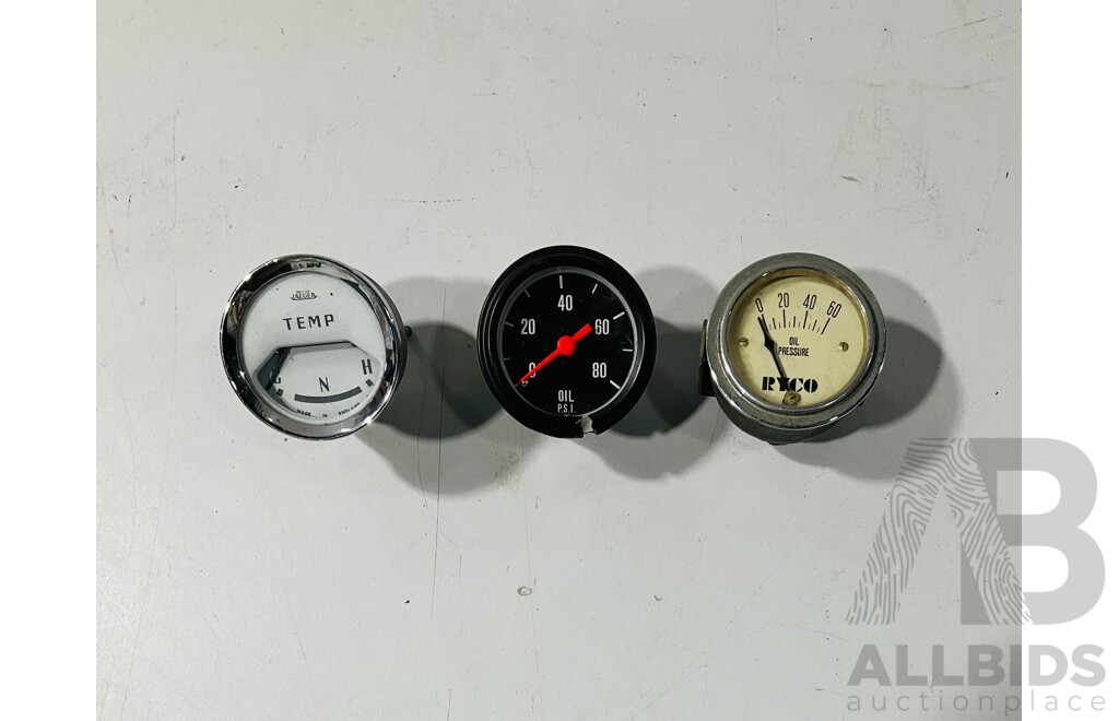 Vintage Vane Instruments Cylinder Pressure Gauge in Original Case, Ryco Oil Pressure Gauge, Jaeger Temperature Gauge