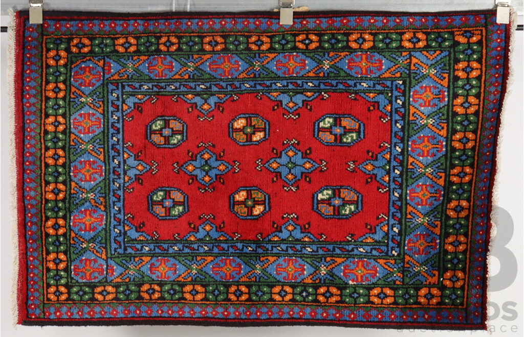 Hand Knotted Afghan Wool Rug with Traditional Design and Bright Colours