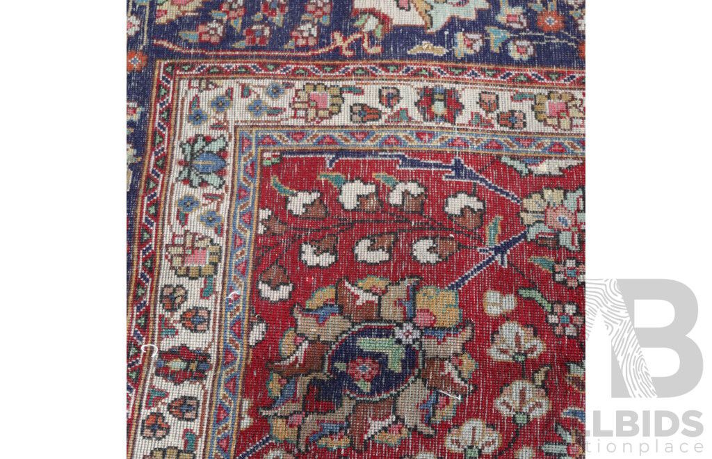 Large Hand Knotted Persian Kashan Thick Wool Carpet with Traditional Design