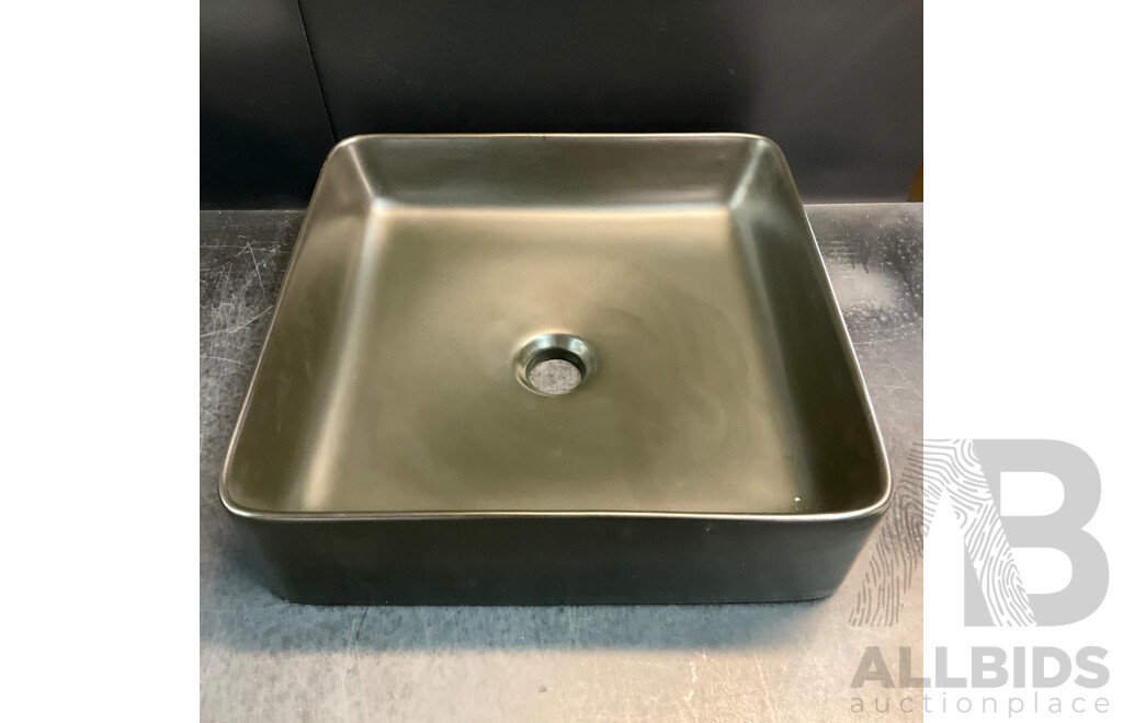 VEROTTI City Life CL40BMB Bench Basin - Matt Black - ORP $369