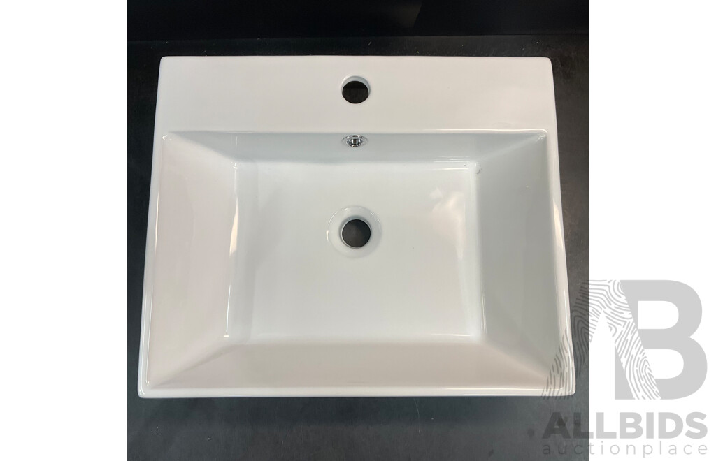 Pallet of VEROTTI VIVO VV.51 Wall/Bench Basin