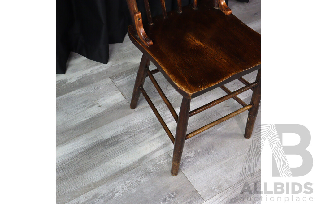 Set of Five Country Cottage Kitchen Chairs