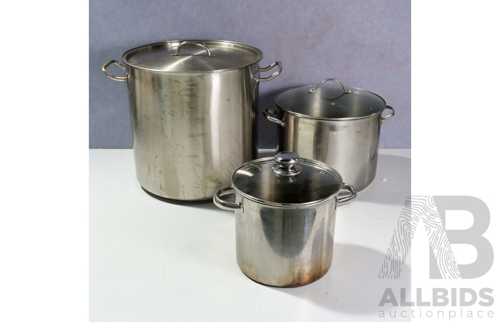 Set Thee Large Aluminum Kitchen Stock Pots