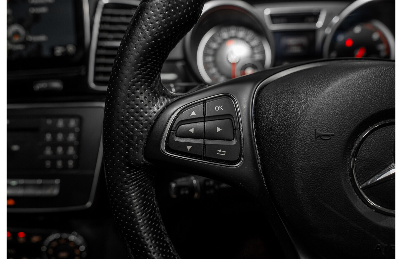 08/2016 Mercedes-Benz GLE 350d 4MATIC (AWD) 166 MY17 4D Wagon Obsidian Black Metallic Turbo Diesel V6 3.0L