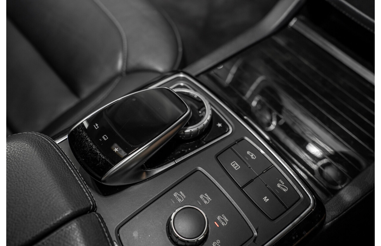 08/2016 Mercedes-Benz GLE 350d 4MATIC (AWD) 166 MY17 4D Wagon Obsidian Black Metallic Turbo Diesel V6 3.0L