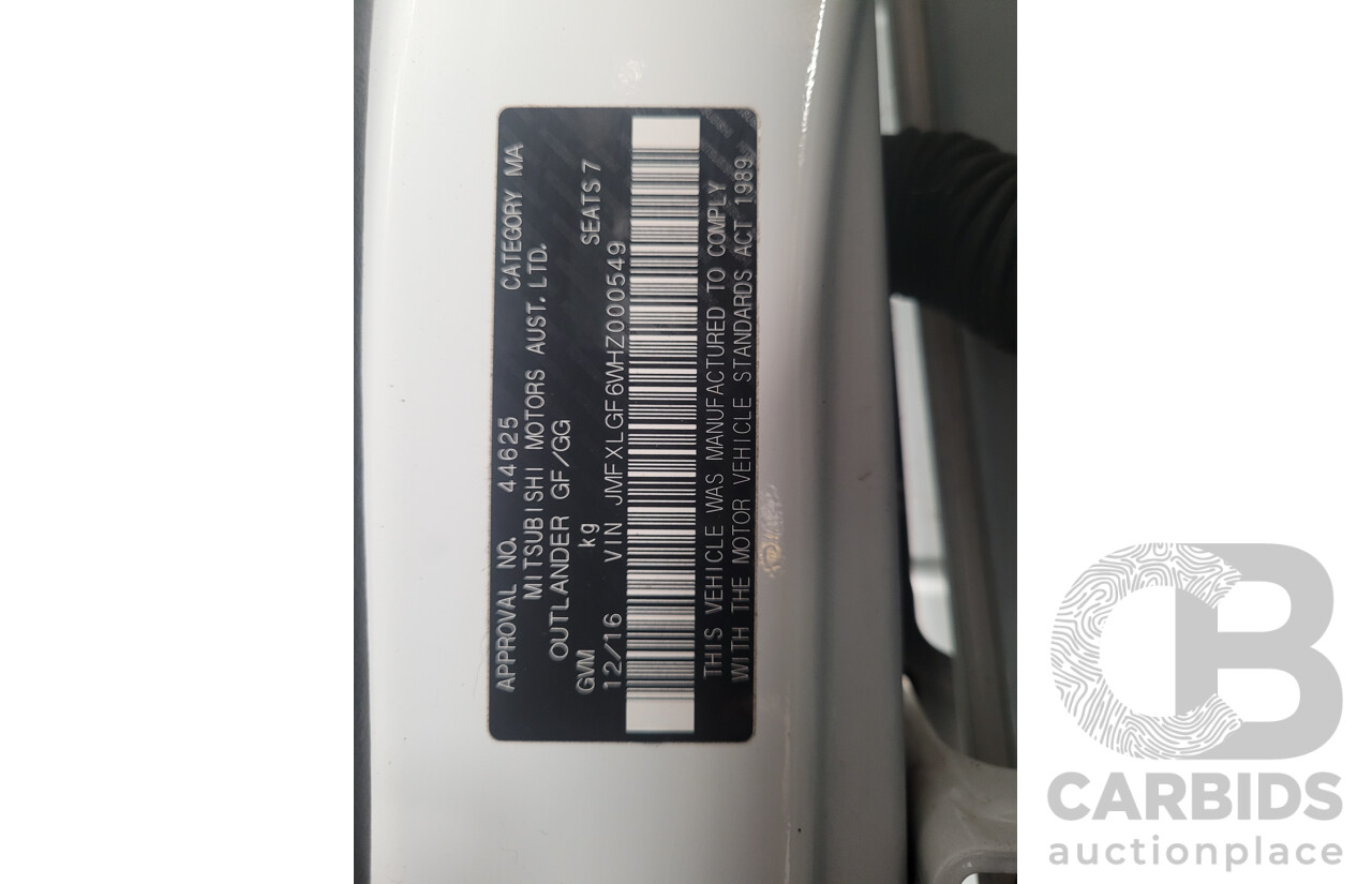 12/2016 Mitsubishi Outlander EXCEED (AWD) ZK MY16 4D Wagon White Turbo Diesel 2.3L