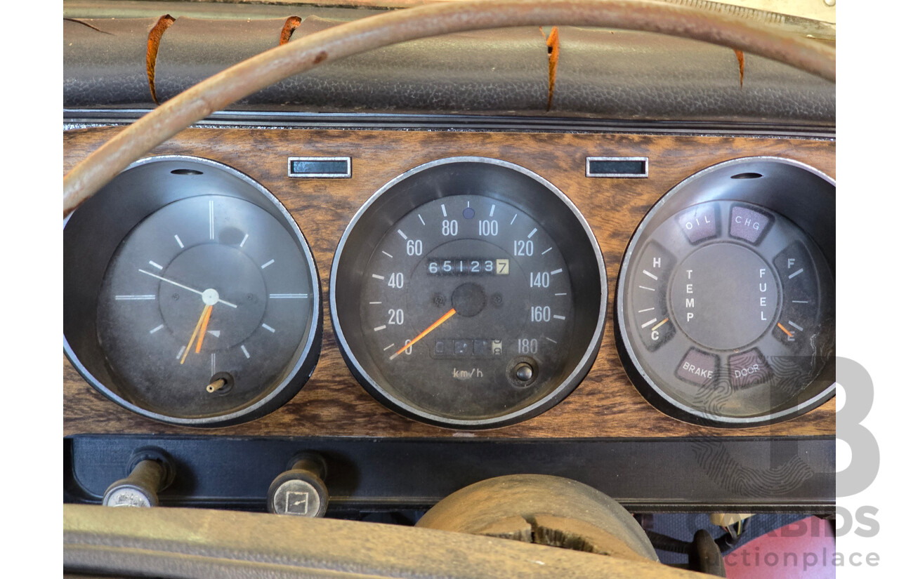 6/1975 Chrysler Valiant Lancer GL LA 1400 (A72) 4d Sedan Red 1.4L