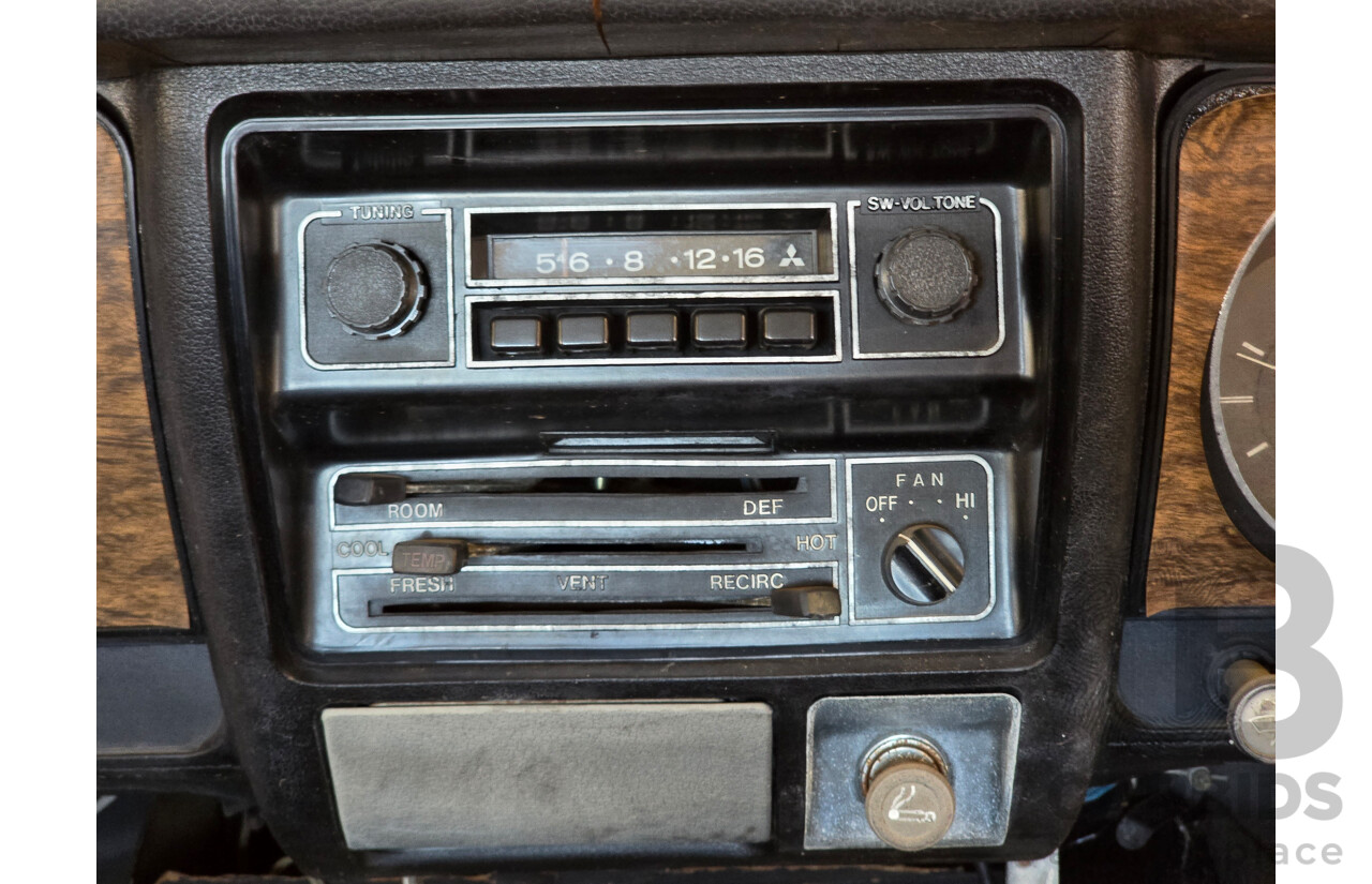 6/1975 Chrysler Valiant Lancer GL LA 1400 (A72) 4d Sedan Red 1.4L