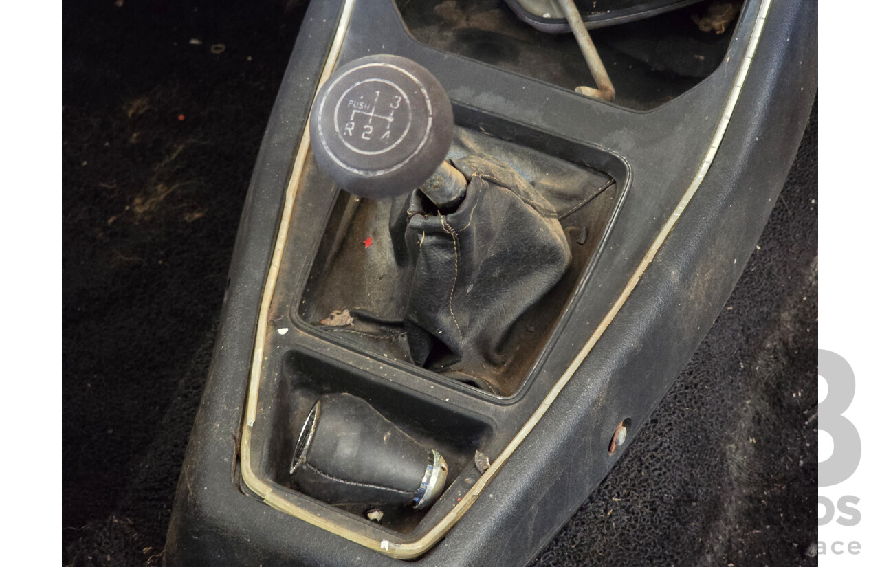 6/1975 Chrysler Valiant Lancer GL LA 1400 (A72) 4d Sedan Red 1.4L