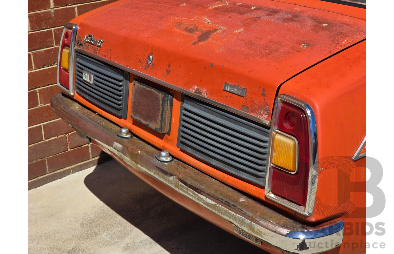 6/1975 Chrysler Valiant Lancer GL LA 1400 (A72) 4d Sedan Red 1.4L