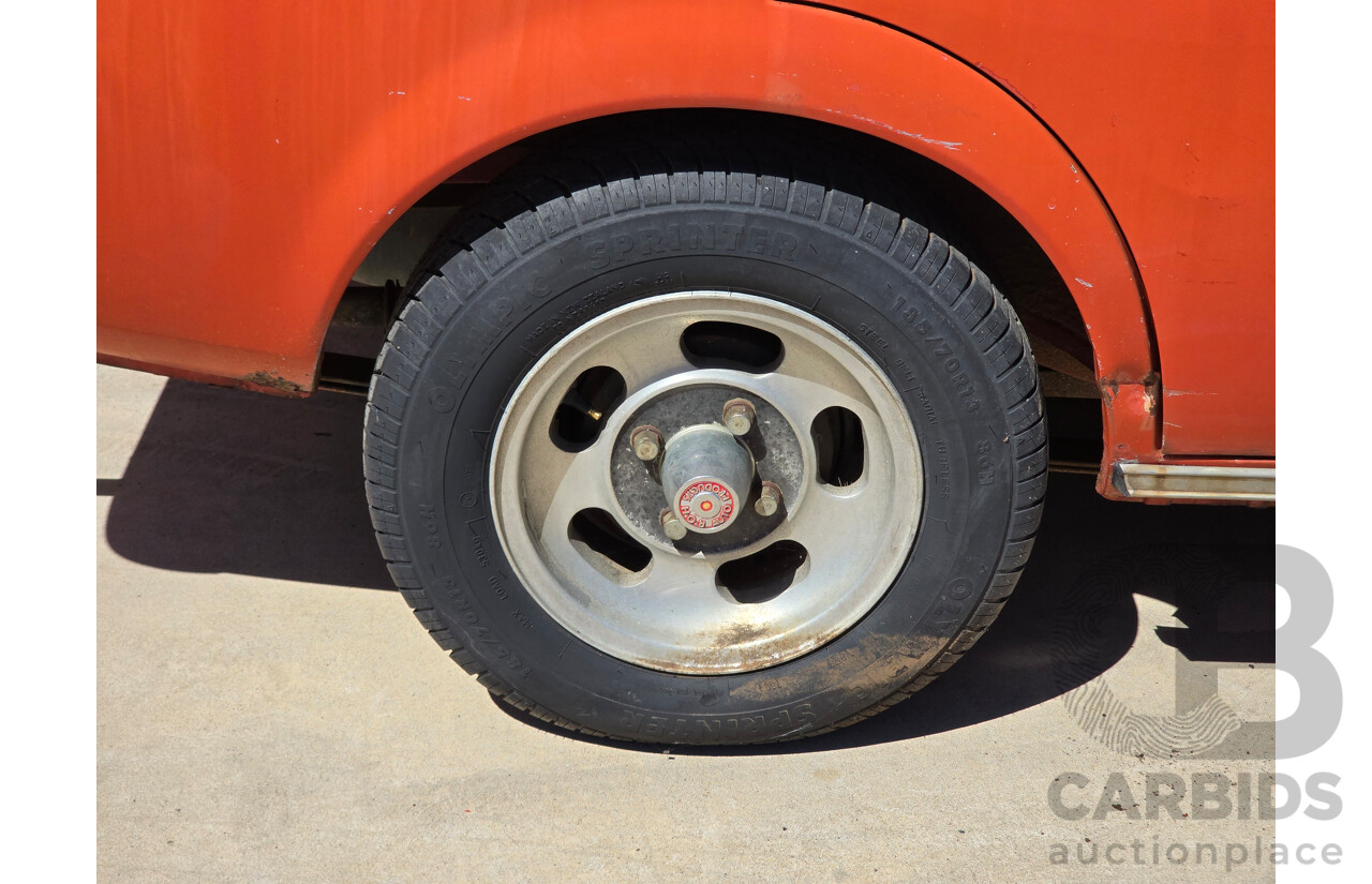 6/1975 Chrysler Valiant Lancer GL LA 1400 (A72) 4d Sedan Red 1.4L