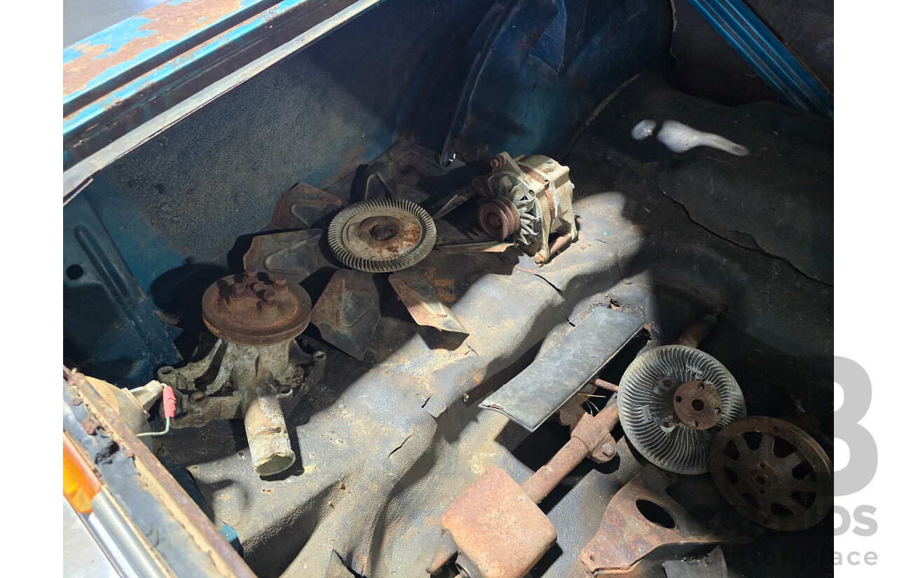 9/1976 Chrysler Valiant VK Regal 4d Sedan Crystal Turquoise V8 5.2L