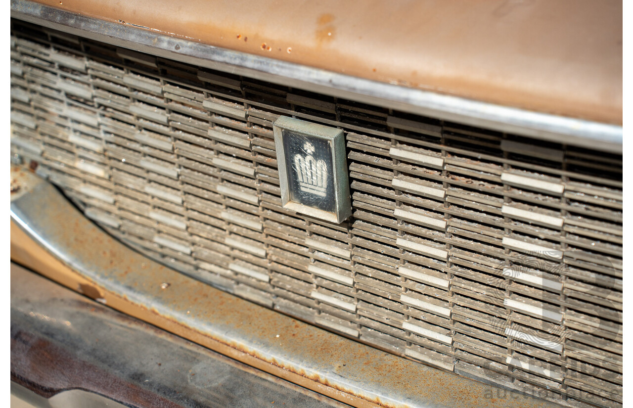 1/1964 Toyota Crown Custom 4d Wagon Brown 1.9L