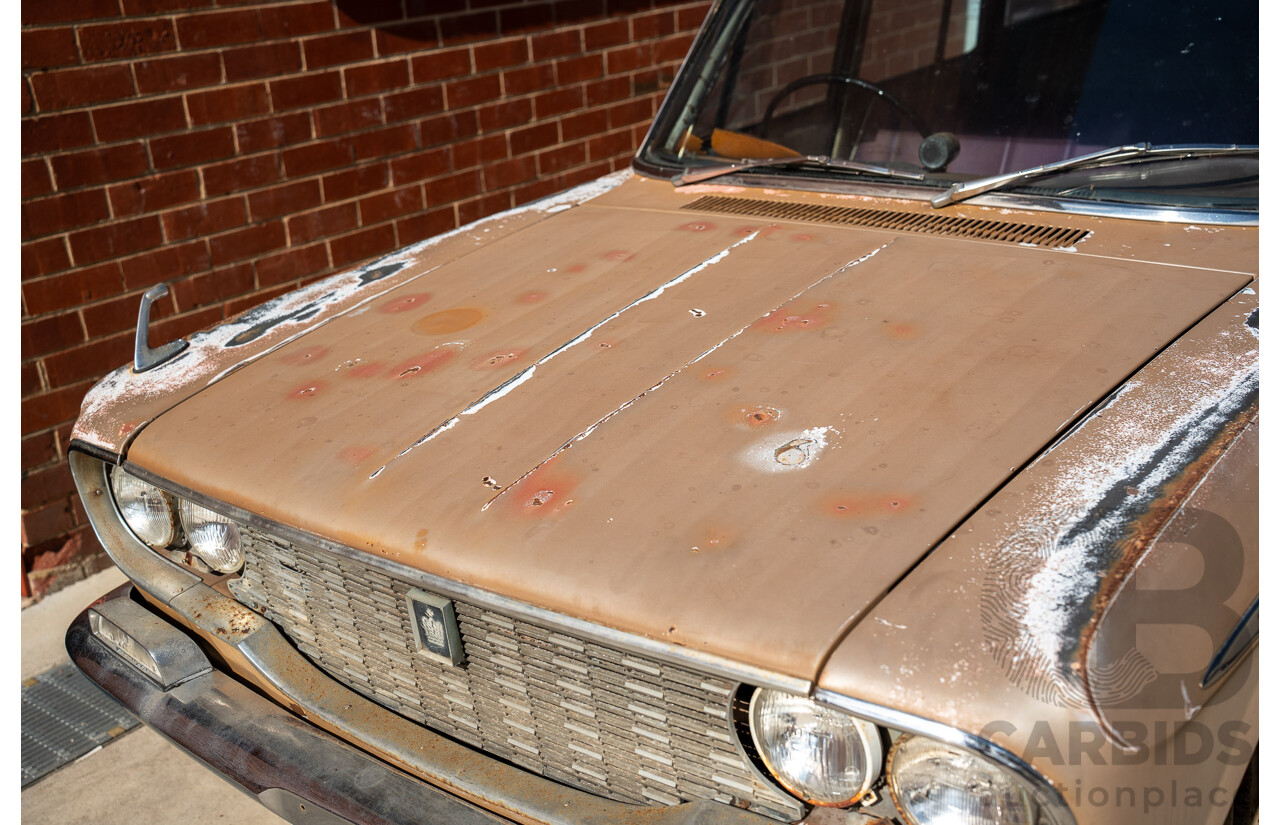 1/1964 Toyota Crown Custom 4d Wagon Brown 1.9L