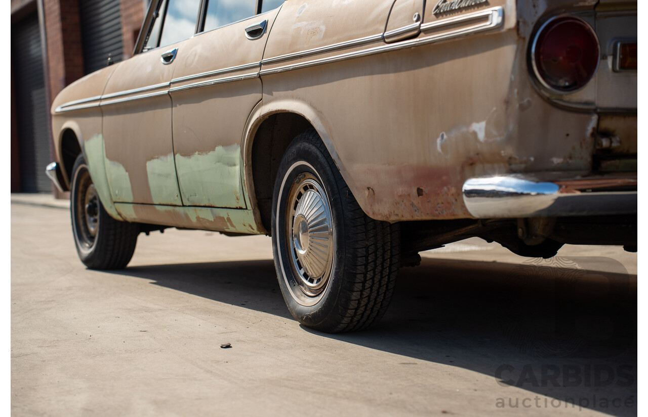 1/1964 Toyota Crown Custom 4d Wagon Brown 1.9L