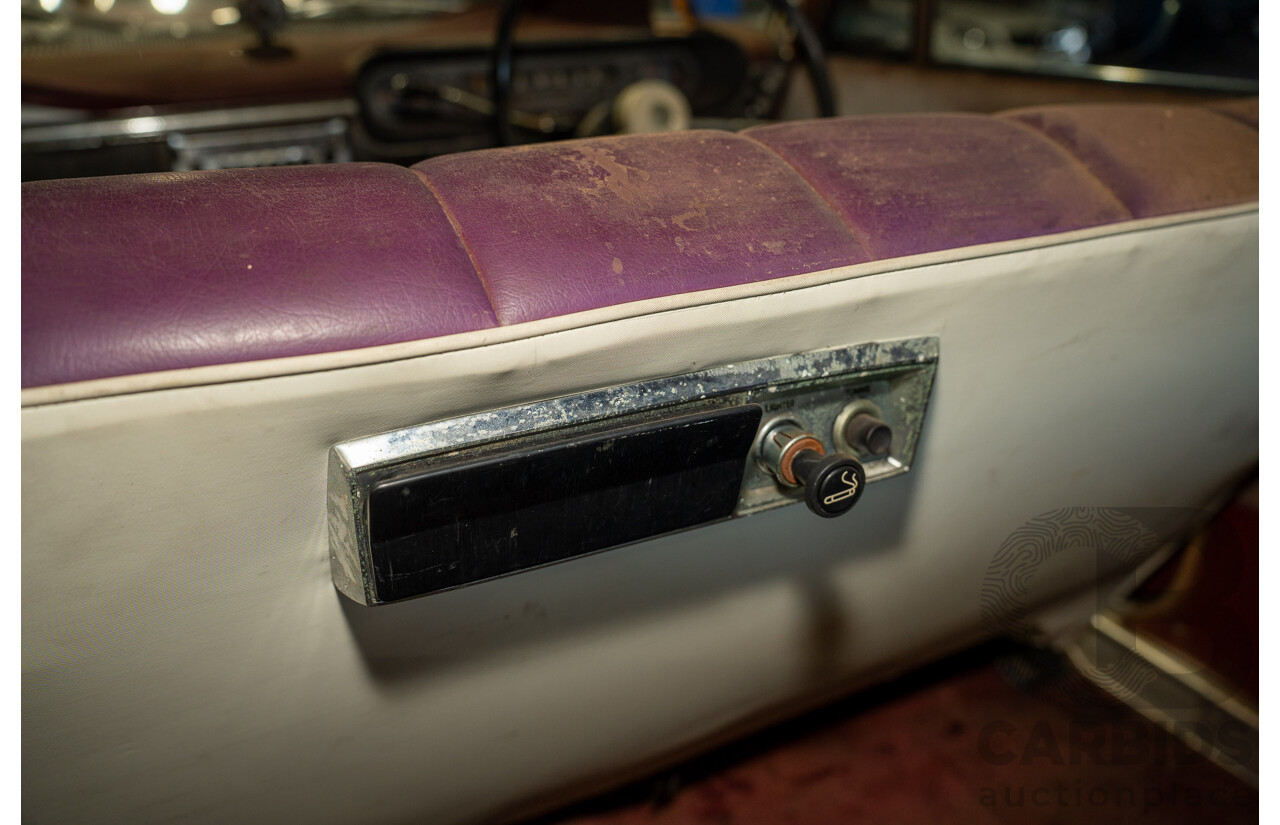 1/1964 Toyota Crown Custom 4d Wagon Brown 1.9L