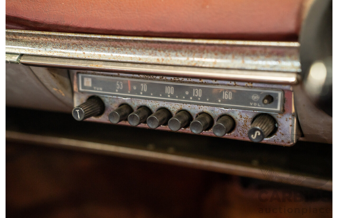 1/1964 Toyota Crown Custom 4d Wagon Brown 1.9L