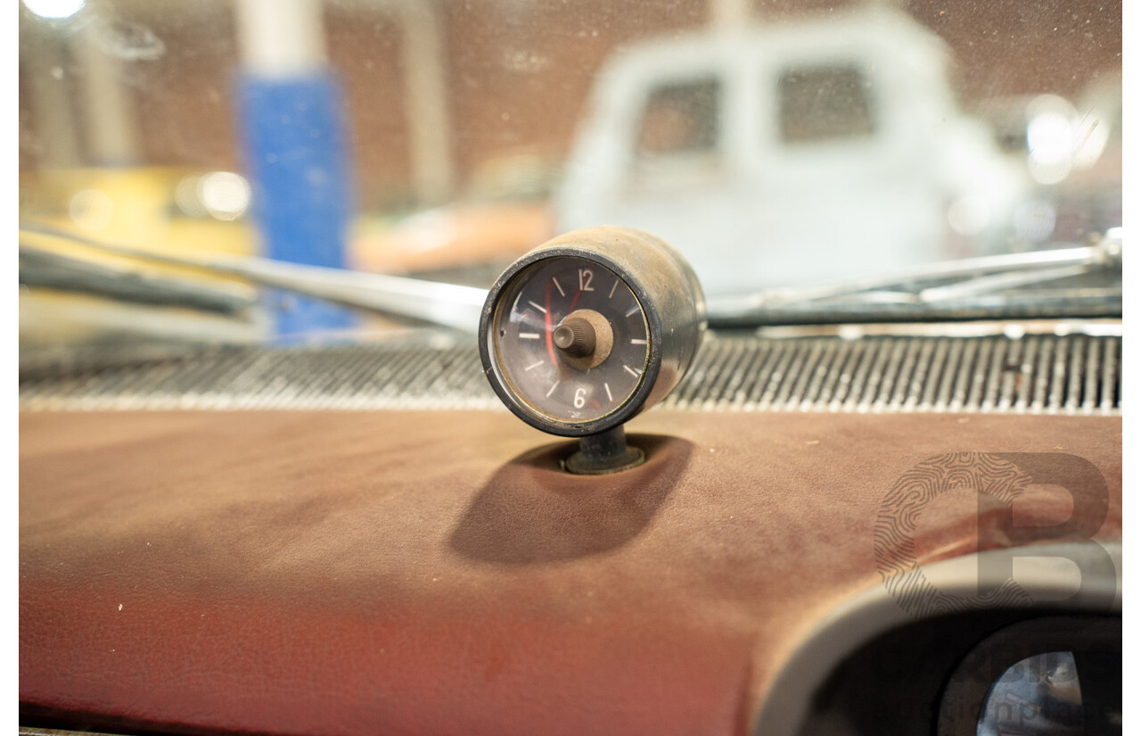 1/1964 Toyota Crown Custom 4d Wagon Brown 1.9L