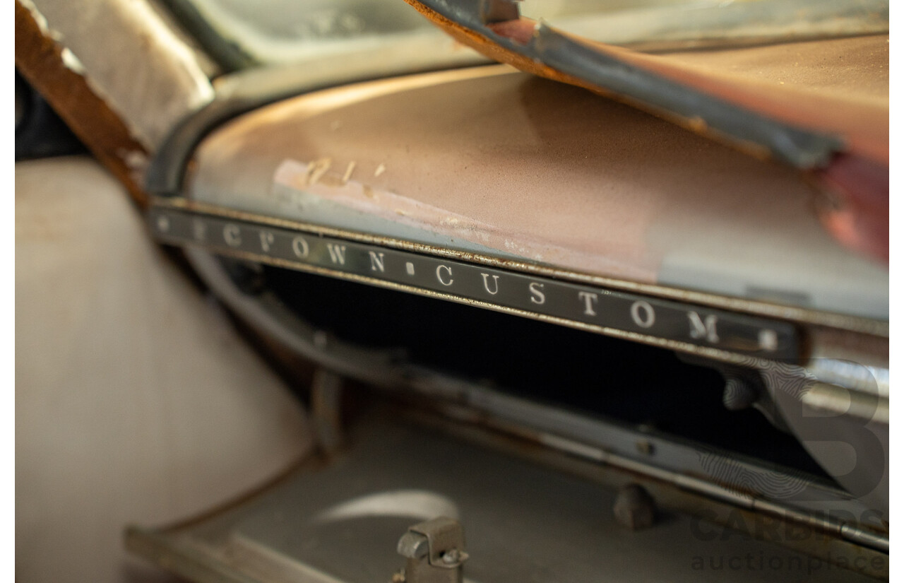 1/1964 Toyota Crown Custom 4d Wagon Brown 1.9L