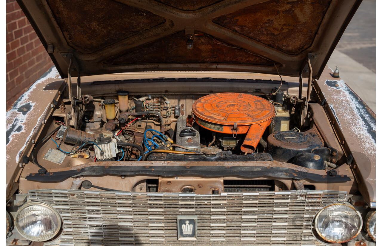 1/1964 Toyota Crown Custom 4d Wagon Brown 1.9L