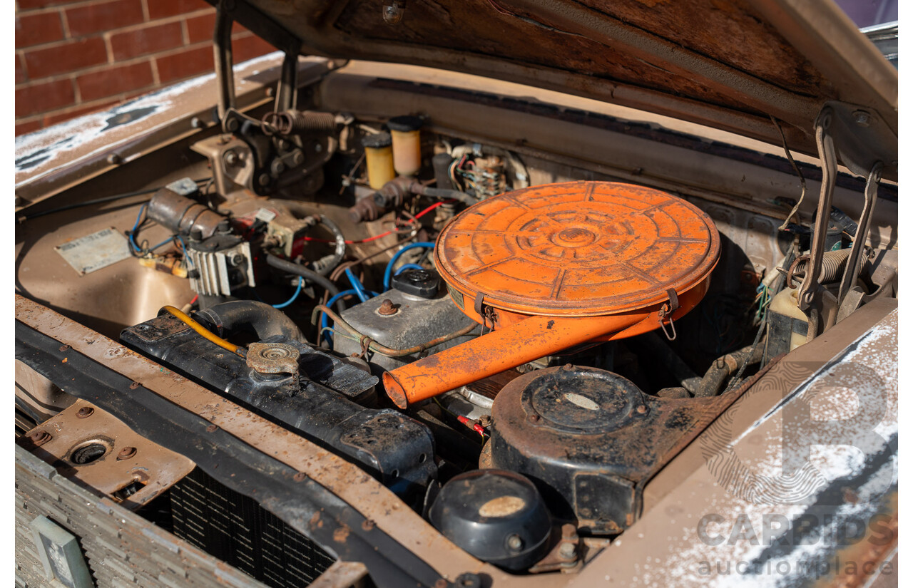 1/1964 Toyota Crown Custom 4d Wagon Brown 1.9L
