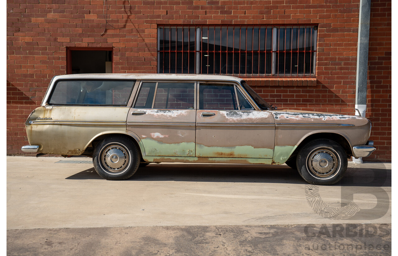 1/1964 Toyota Crown Custom 4d Wagon Brown 1.9L