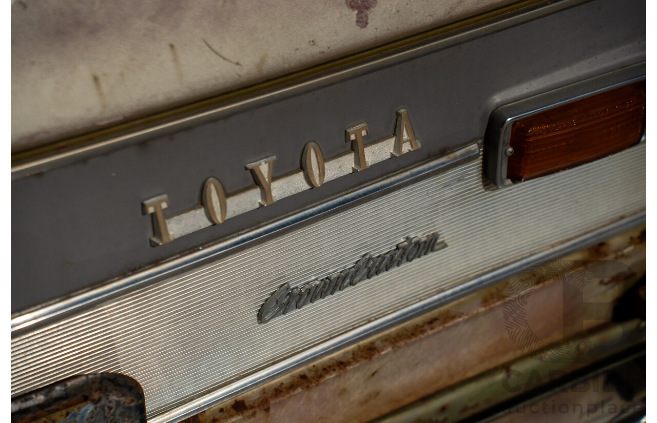 1/1964 Toyota Crown Custom 4d Wagon Brown 1.9L