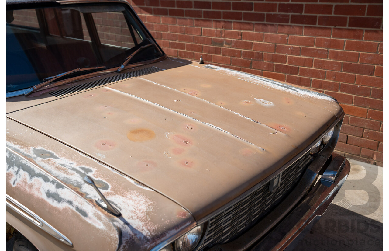 1/1964 Toyota Crown Custom 4d Wagon Brown 1.9L