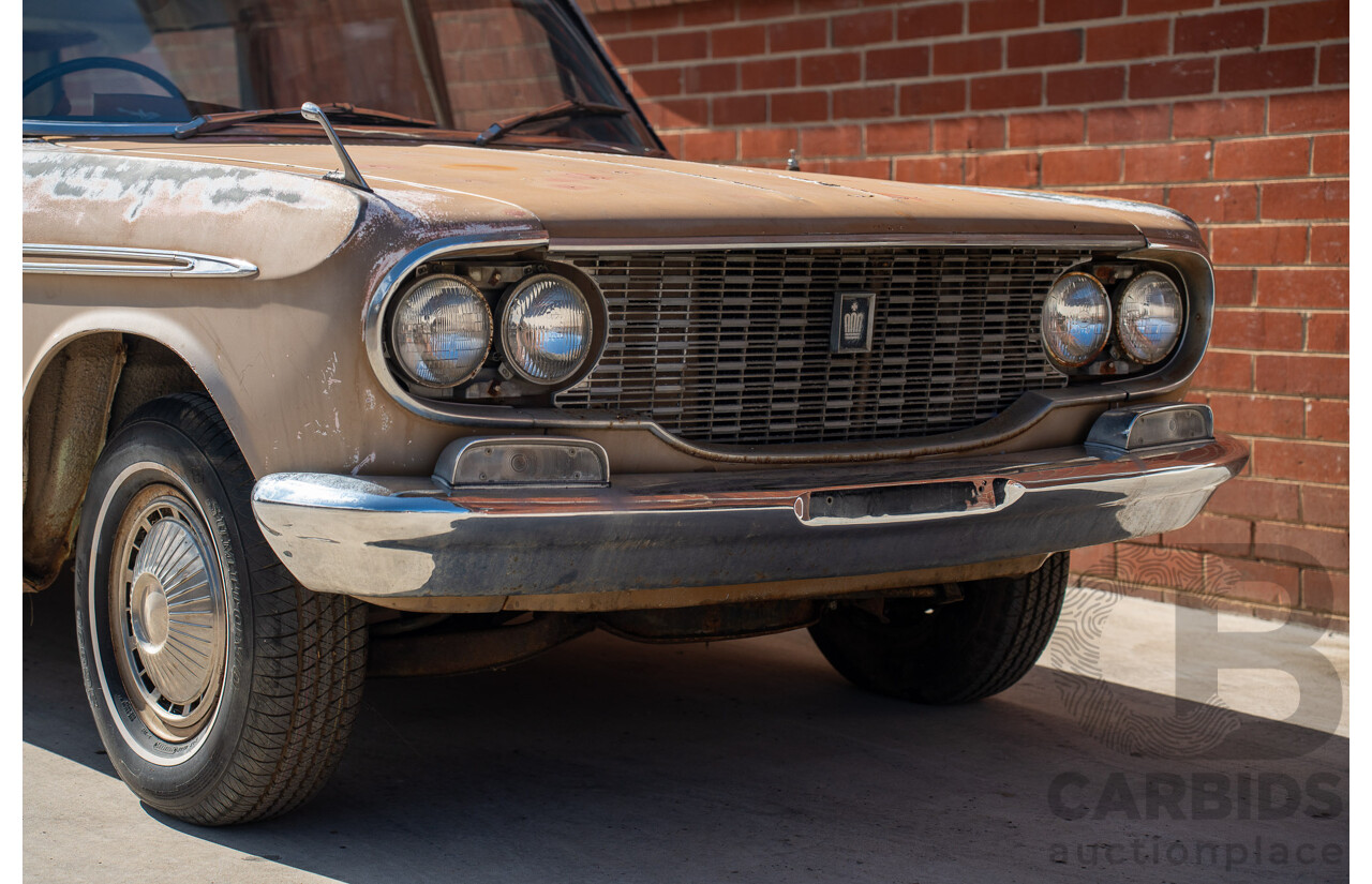 1/1964 Toyota Crown Custom 4d Wagon Brown 1.9L