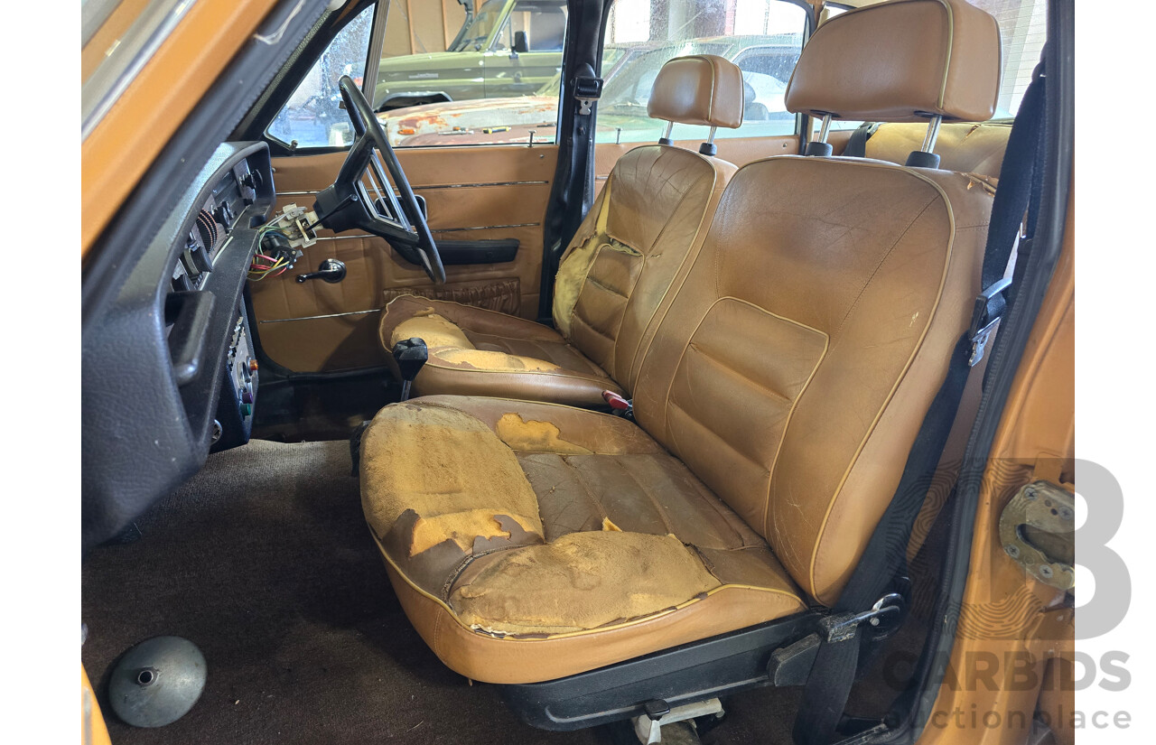 3/1972 Volvo 164 4d Sedan Orange 3.0L