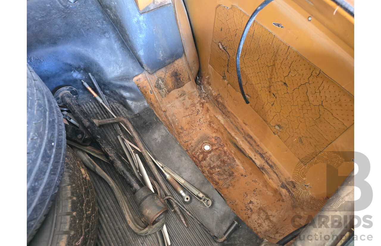 3/1972 Volvo 164 4d Sedan Orange 3.0L