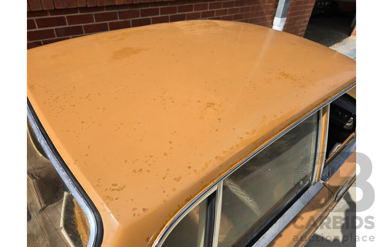 3/1972 Volvo 164 4d Sedan Orange 3.0L
