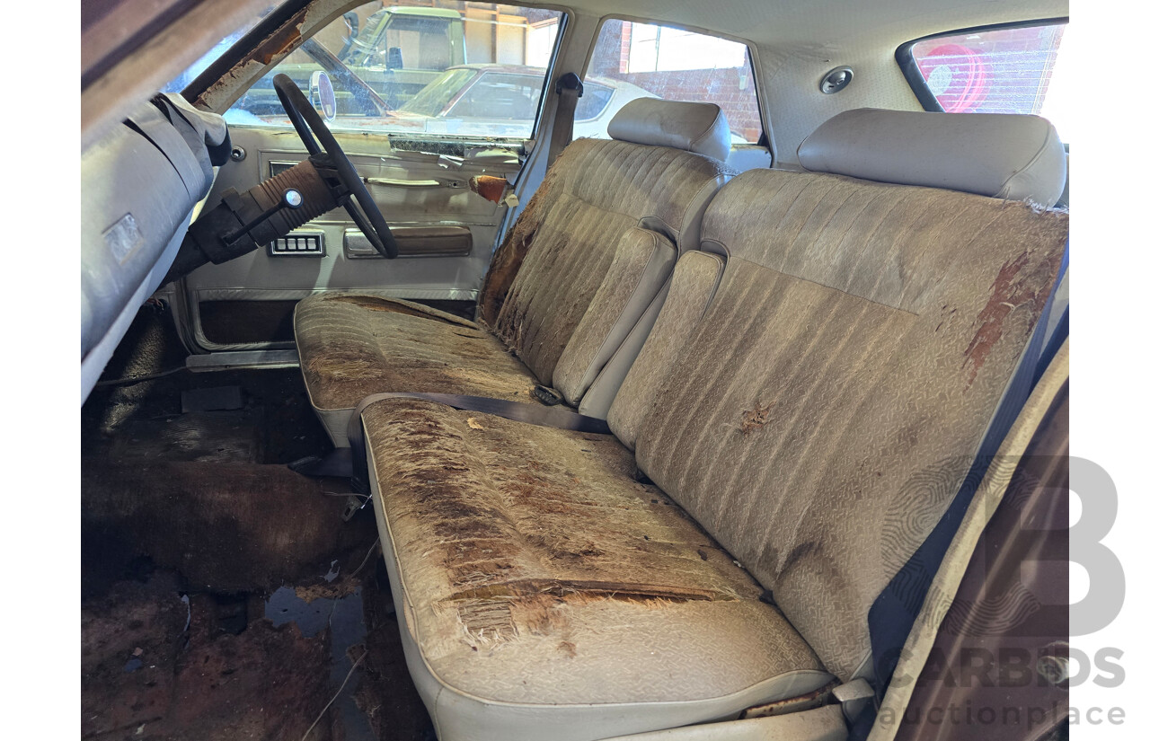 5/1971 Chrysler by Chrysler CJ 4d Sedan Brown V8 5.9L - Parts Only