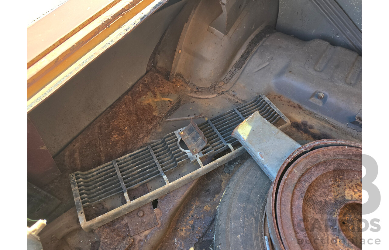 5/1971 Chrysler by Chrysler CJ 4d Sedan Brown V8 5.9L - Parts Only