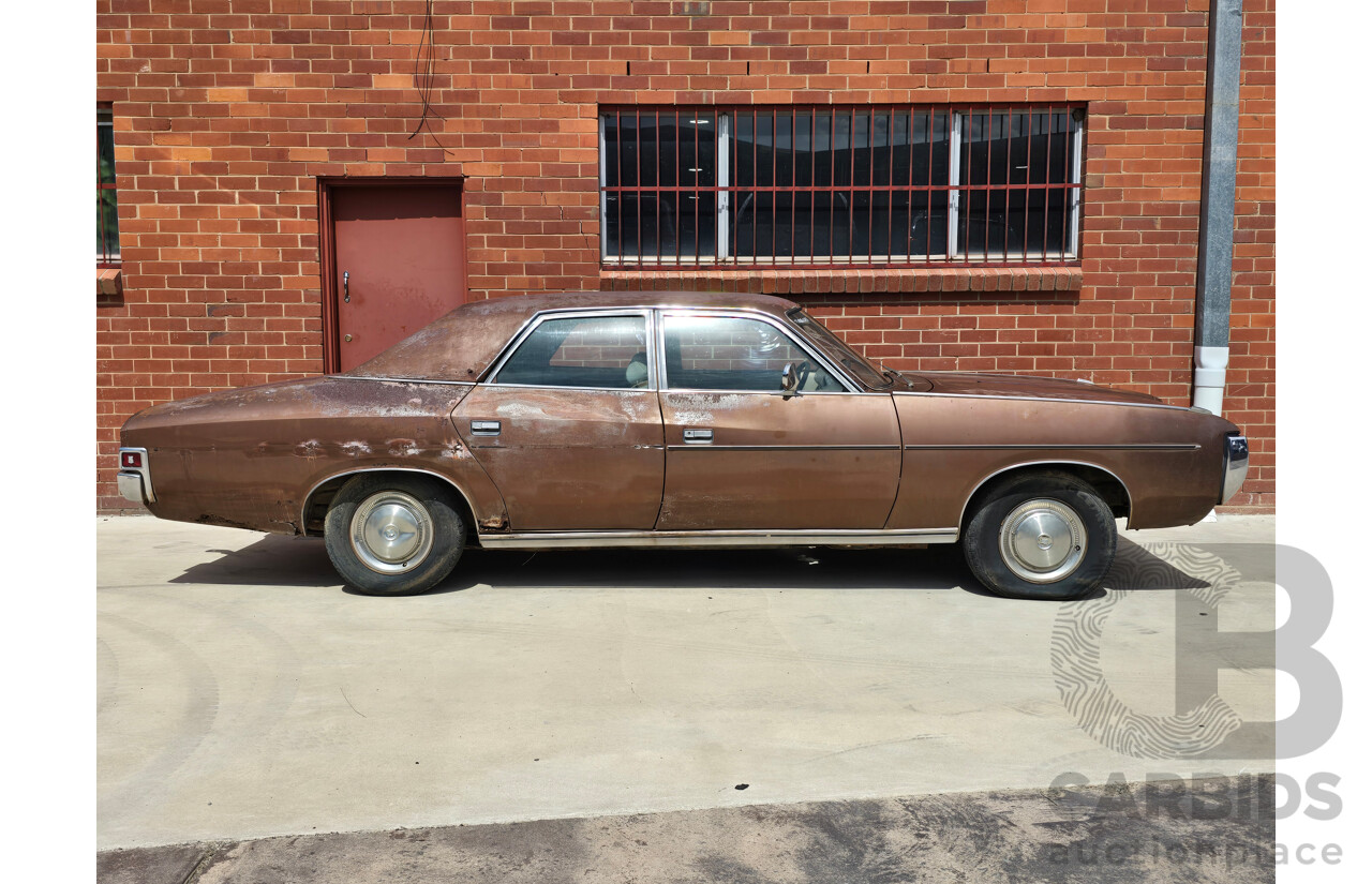 5/1971 Chrysler by Chrysler CJ 4d Sedan Brown V8 5.9L - Parts Only