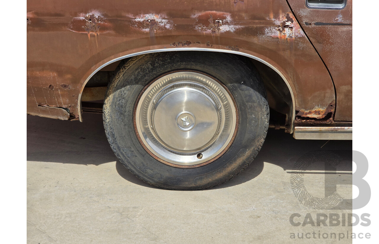 5/1971 Chrysler by Chrysler CJ 4d Sedan Brown V8 5.9L - Parts Only