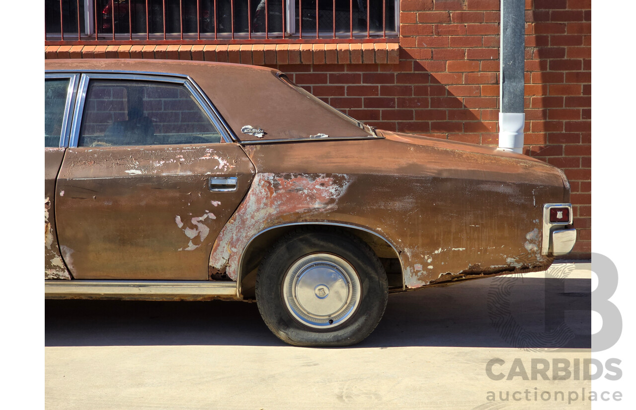5/1971 Chrysler by Chrysler CJ 4d Sedan Brown V8 5.9L - Parts Only