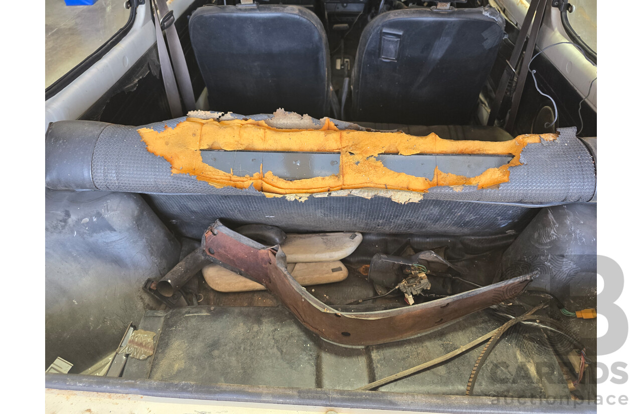 12/1974 Honda Civic SB1 1st Gen 2d Sedan White 1.2L