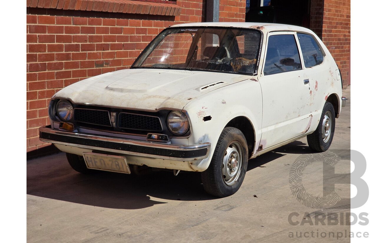 12/1974 Honda Civic SB1 1st Gen 2d Sedan White 1.2L