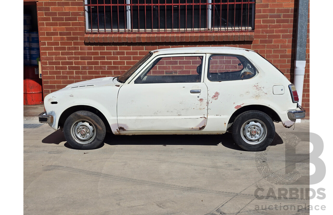 12/1974 Honda Civic SB1 1st Gen 2d Sedan White 1.2L